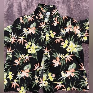 Floral button up short sleeve